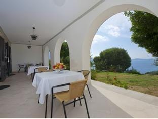 Guest house Burin Hotel in Mlini