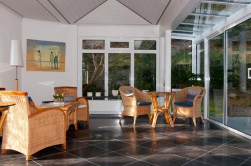 Hotel Haus Erholung Hotel in Cochem-Zell