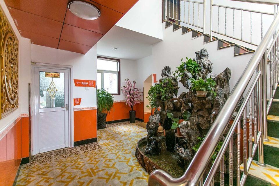 Pai Jiu Dian Hotel in Beijing
