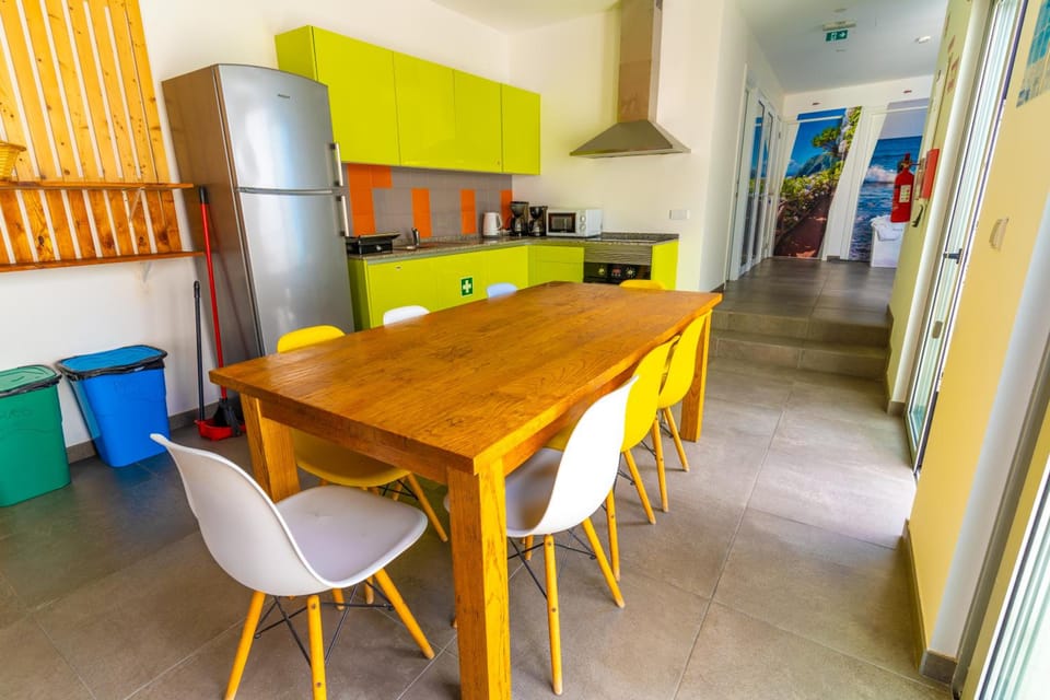 Hostel AzorAzul - Pool & Suite Hostel in Ponta Delgada