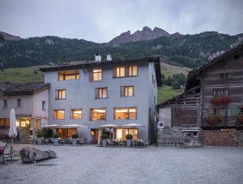 Hotel Alpina Hotel in Vals
