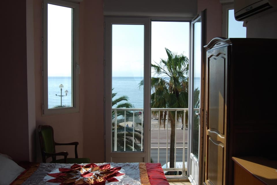 Hotel Azur Hotel in Nice