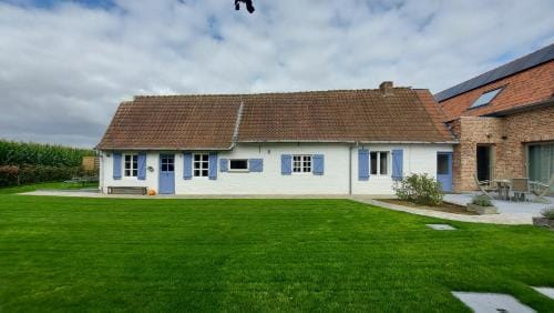 Au Chant des Oiseaux Hotel in Hauts-de-France