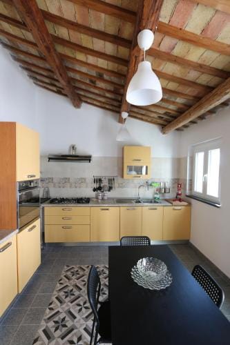 B&B ex Albergo Centrale ATESSA CENTRO Hotel in Molise, Italy