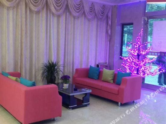 Hushangyuan Theme Hostel Hotel in Shanghai