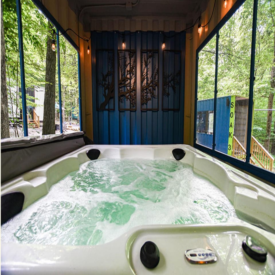 Camptel Poconos Hotel in Hickory Run State Park