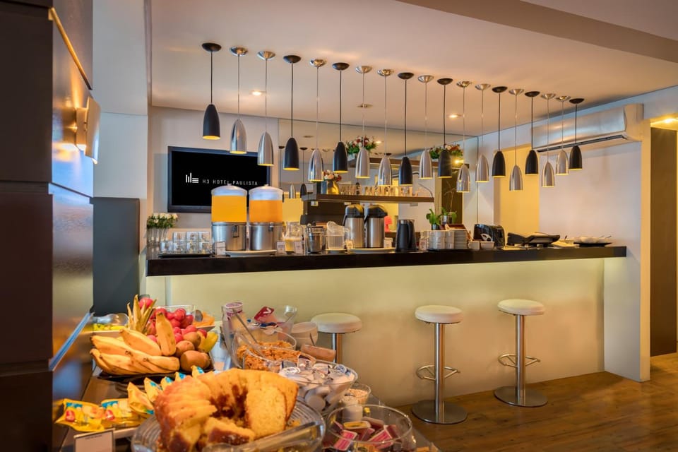 Bar/lounge