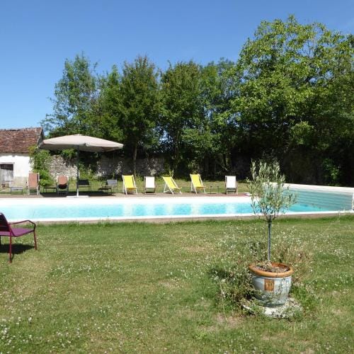 Les ecolodges du Chateau de Charnizay Hotel in Centre-Val de Loire