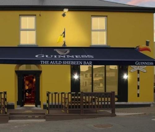 The Canalside B&B at The Auld Shebeen Bar Hotel in Ireland