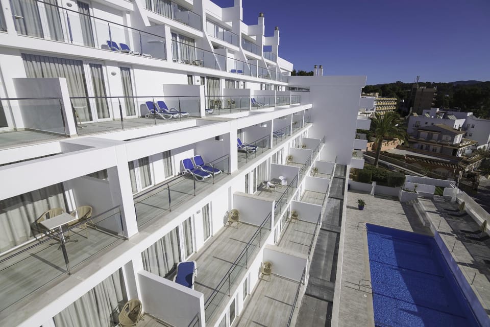 Aparthotel Novo Mar Apartment hotel in Serra de Tramuntana