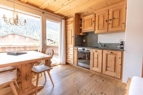 Casa La Roda, Via da Scola 2 Inn in Canton of Grisons