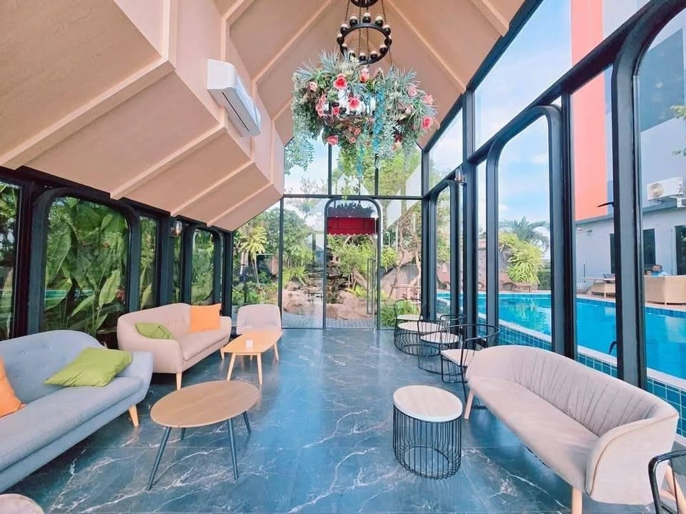 Separate living room