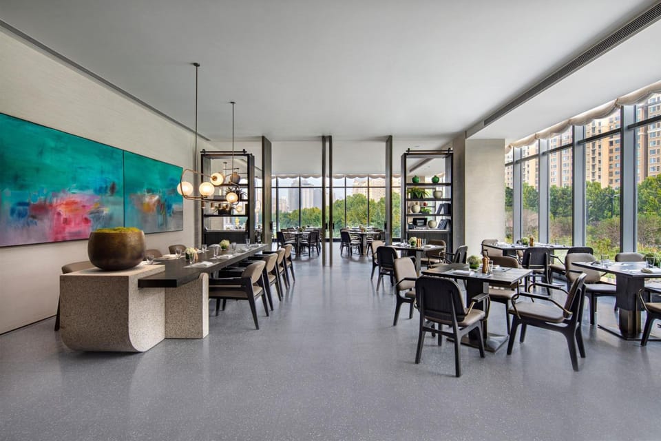 Courtyard by Marriott Luoyang Hotel in China