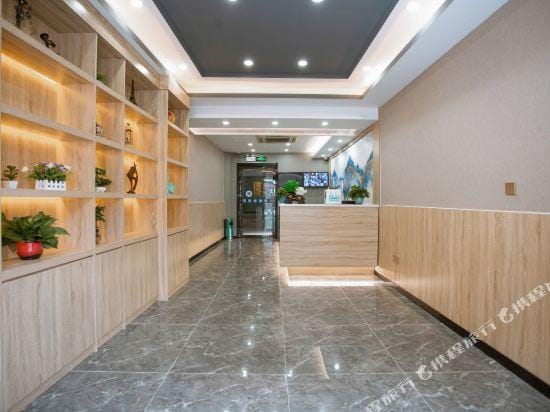 Qingmu Hotel (Nanjing Confucius Temple Scenic Area Vientiane World Shop) Hotel in Nanjing