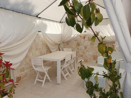 Mamapulia Home Hotel in Province of Taranto