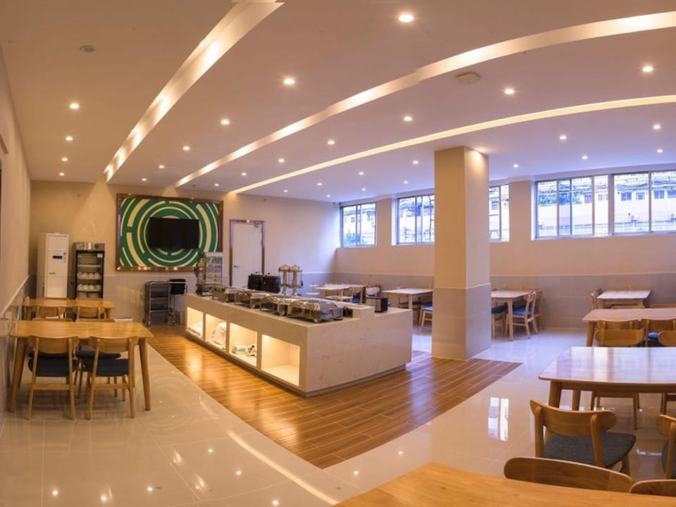 GreenTree Inn Bengbu Railway Station Express Hotel Hotel in Jiangsu