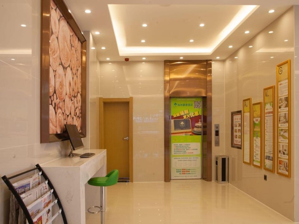 GreenTree Inn Bengbu Railway Station Express Hotel Hotel in Jiangsu