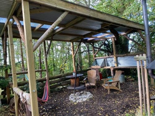 The Hobbit House and Secret Garden Lodge in Taunton Deane