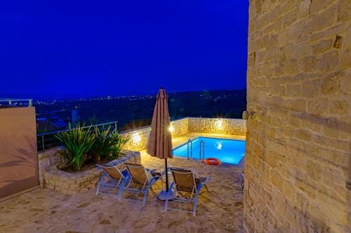 Theo Villas With Sea View Hotel in Crete