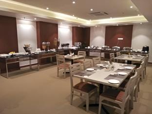 Sagar Sona Hotel in Lucknow