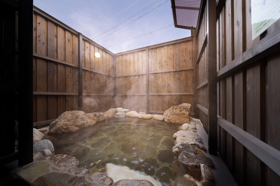 Takanoya Tsuki Hotel in Japan