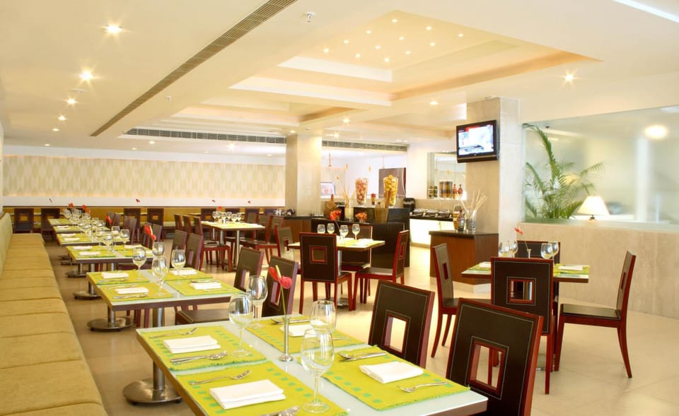 Hampshire Plaza Hotel in Hyderabad