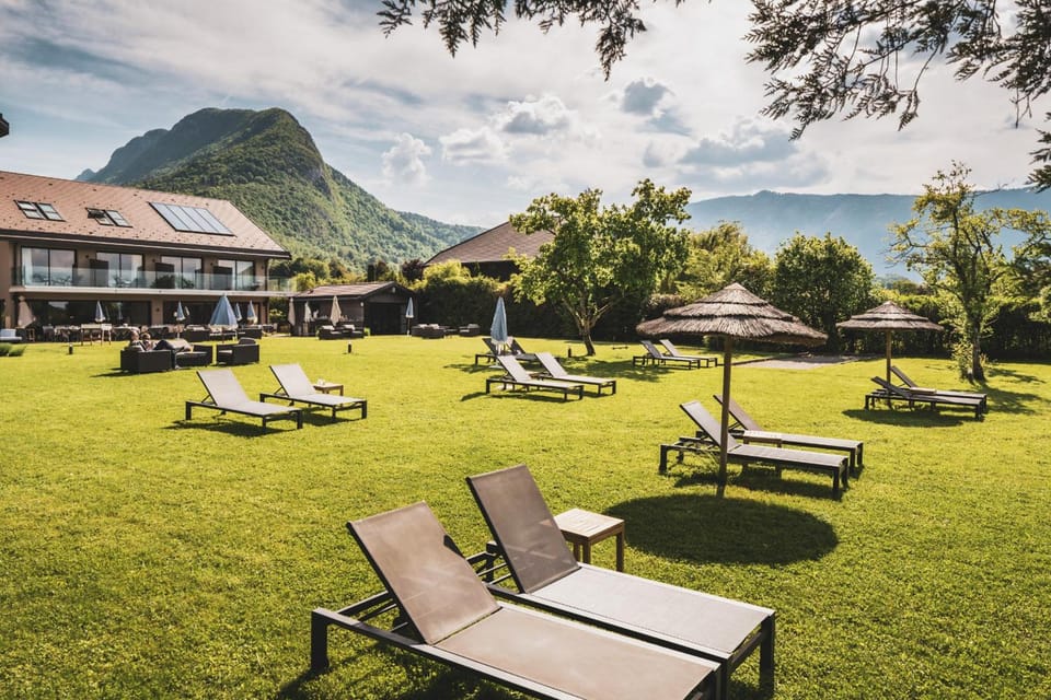 Villa Caroline, Lac d'Annecy Hotel in Talloires