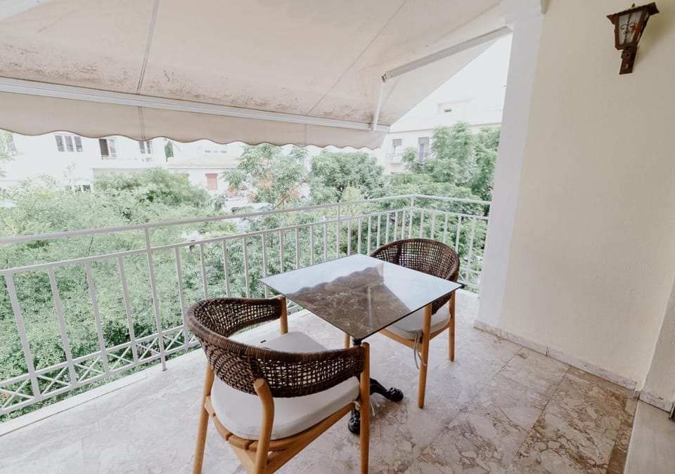 ROH Suites Hotel in Plaka