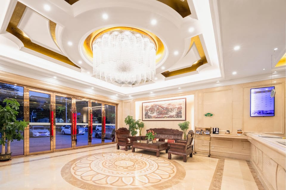 Vienna Hotel Guangdong Dongguan Songshanhu Huawei Hotel in Guangzhou