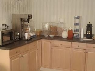 Quality Inn Near Pimlico Racetrack Hotel in Baltimore