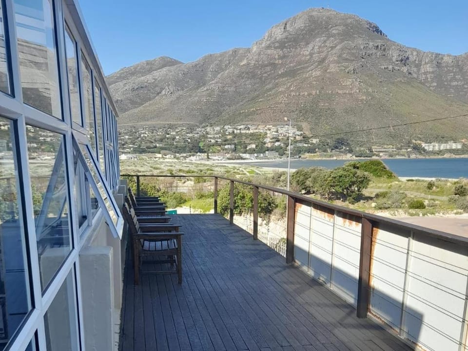 Dune Lodge Lodge in Cape Town