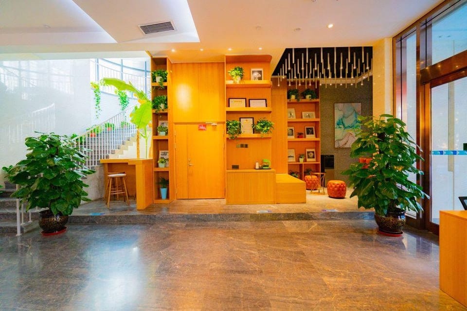 Shiwai Lanberry Hotel Hotel in China