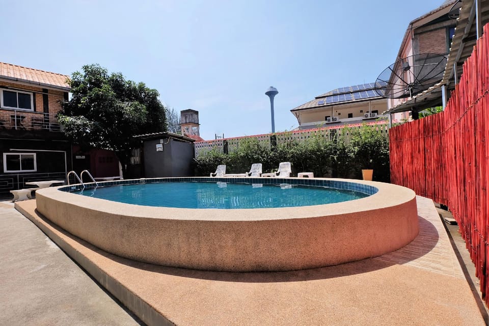 OYO 609 Lanta Dream House Apartment Hotel in Sala Dan