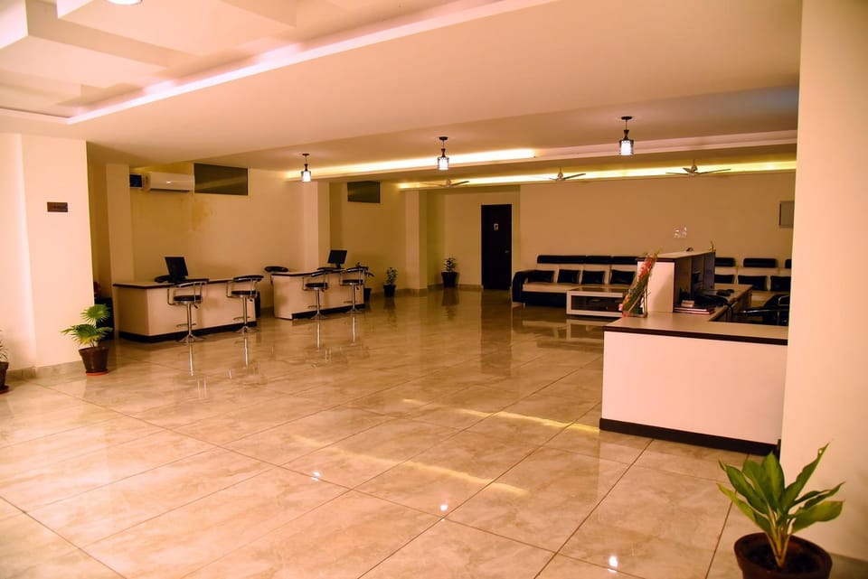 Hotel Holiday Hill Hotel in Rishikesh