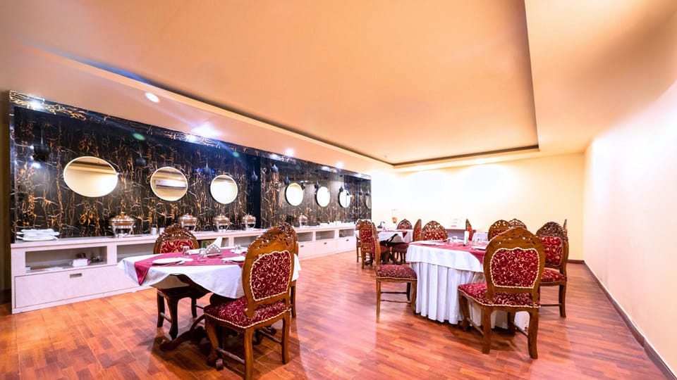 Hotel Emarald Hotel in New Delhi