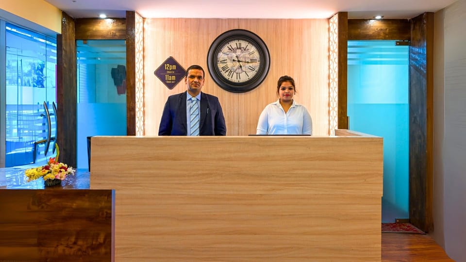 Hotel Emarald Hotel in New Delhi