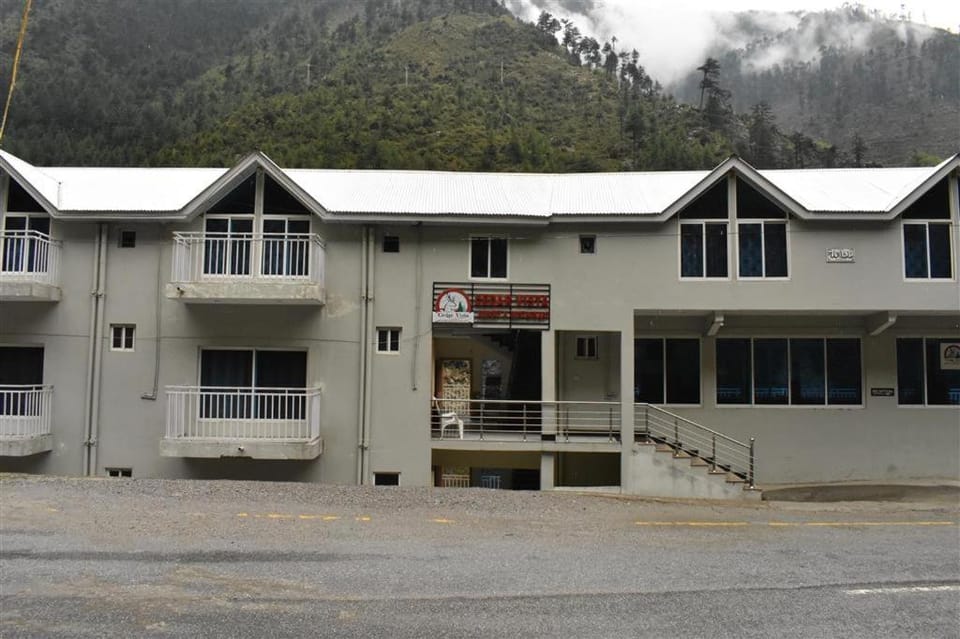 Cedar Vista Resort & Restaurant Hotel in Pakistan