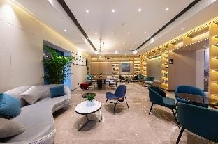 Atour Hotel Kunming South High-speed Railway Station University Town Hotel in China