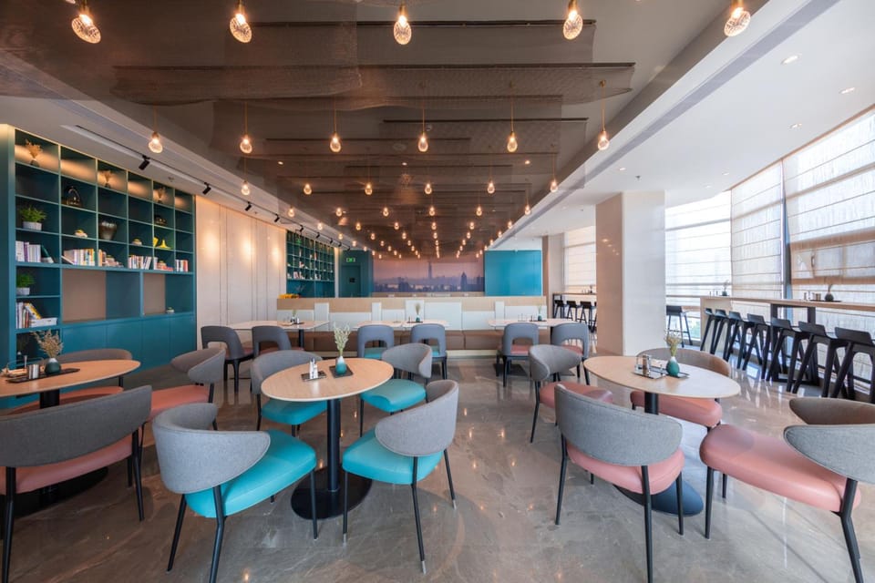 Atour Hotel Wuhan Univesity Bayi Road Hotel in Wuhan