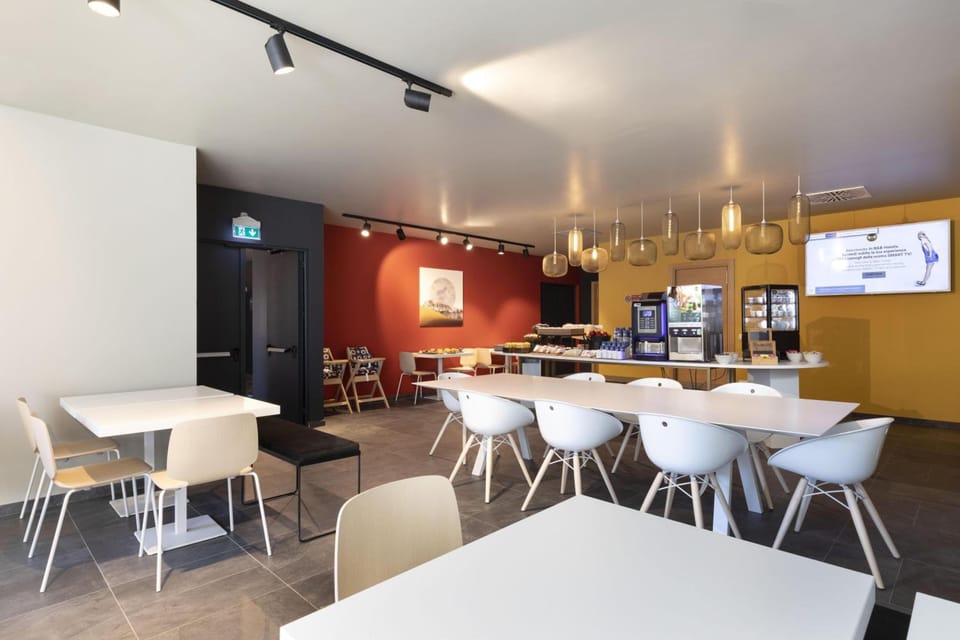 Bar/lounge