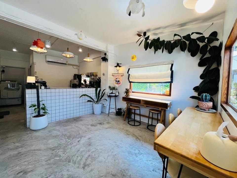 Coffee shop