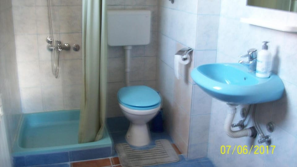 Room Apartments Stari Konak Hostel in Federation of Bosnia and Herzegovina