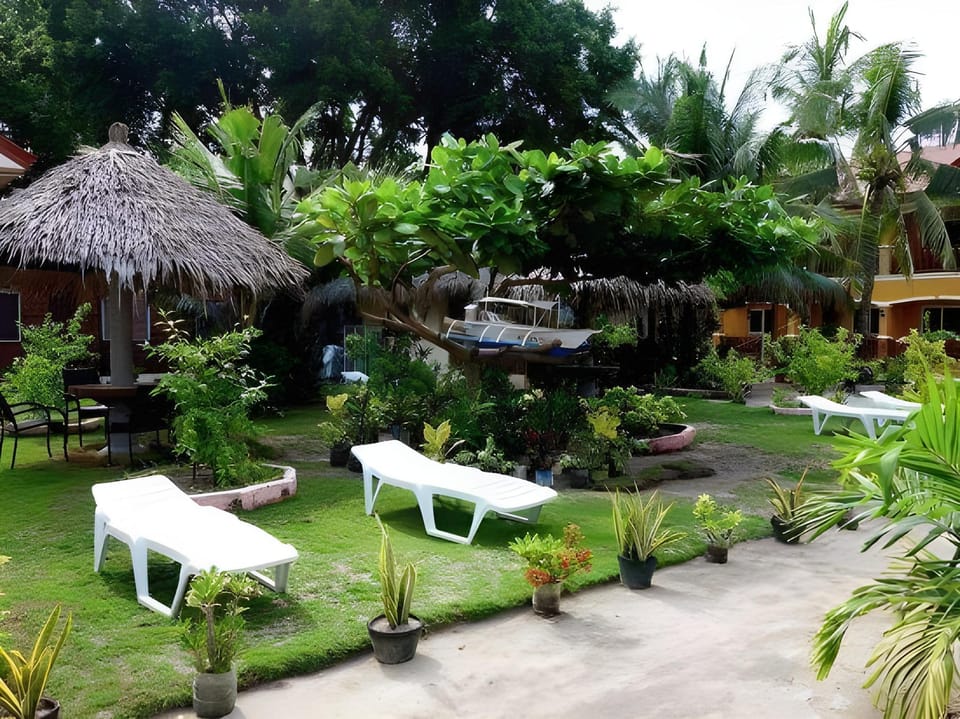 Slam's Garden Dive Resort Resort in Central Visayas