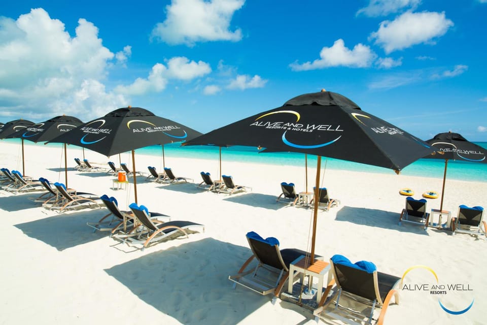 ONE ON MARLIN SPA RESORT Resort in Venetian Road Settlement