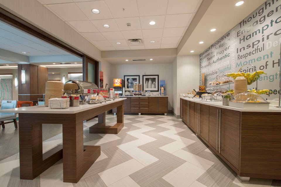 Hampton Inn Greenville/I-385 Haywood Mall Hotel in Greenville