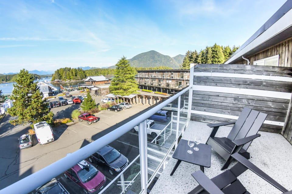 Tofino Resort Marina Resort in Tofino