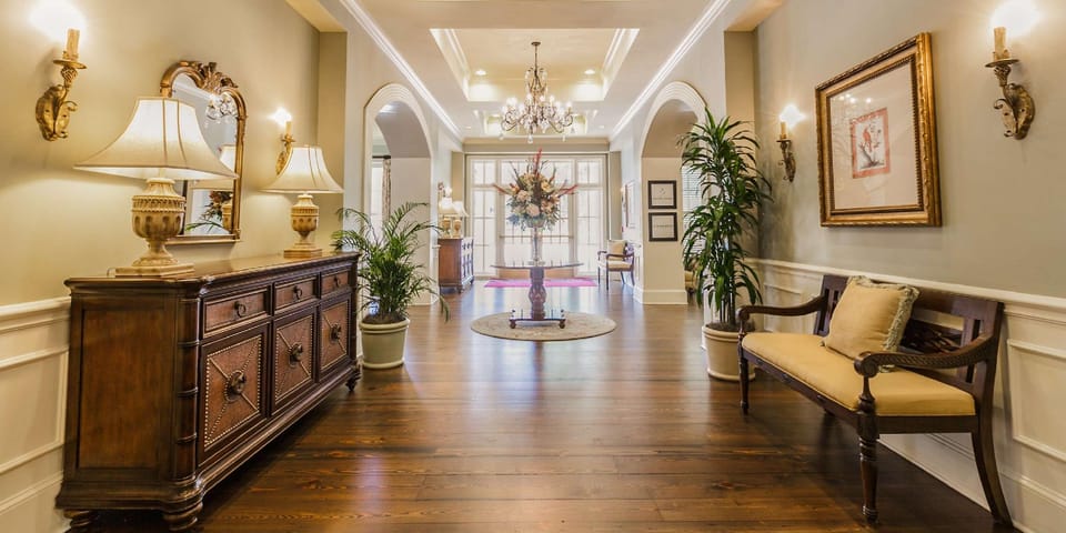 Hampton Inn & Suites Savannah Historic District Hotel in Savannah