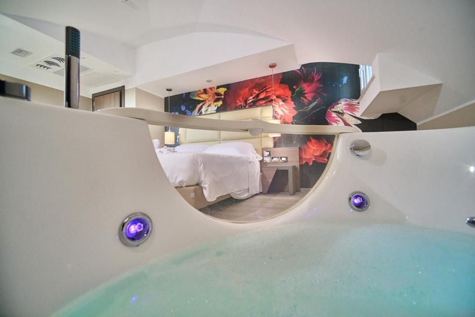 Hot tub