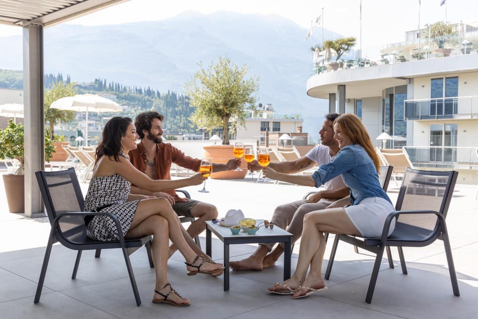 Aris Apartments & Sky Pool - Tonelli Hotels - Adult Friendly Hotel in Riva del Garda