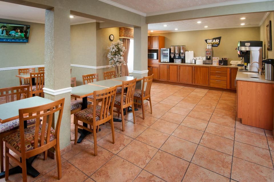 Travelodge by Wyndham Beckley Hotel in Beckley